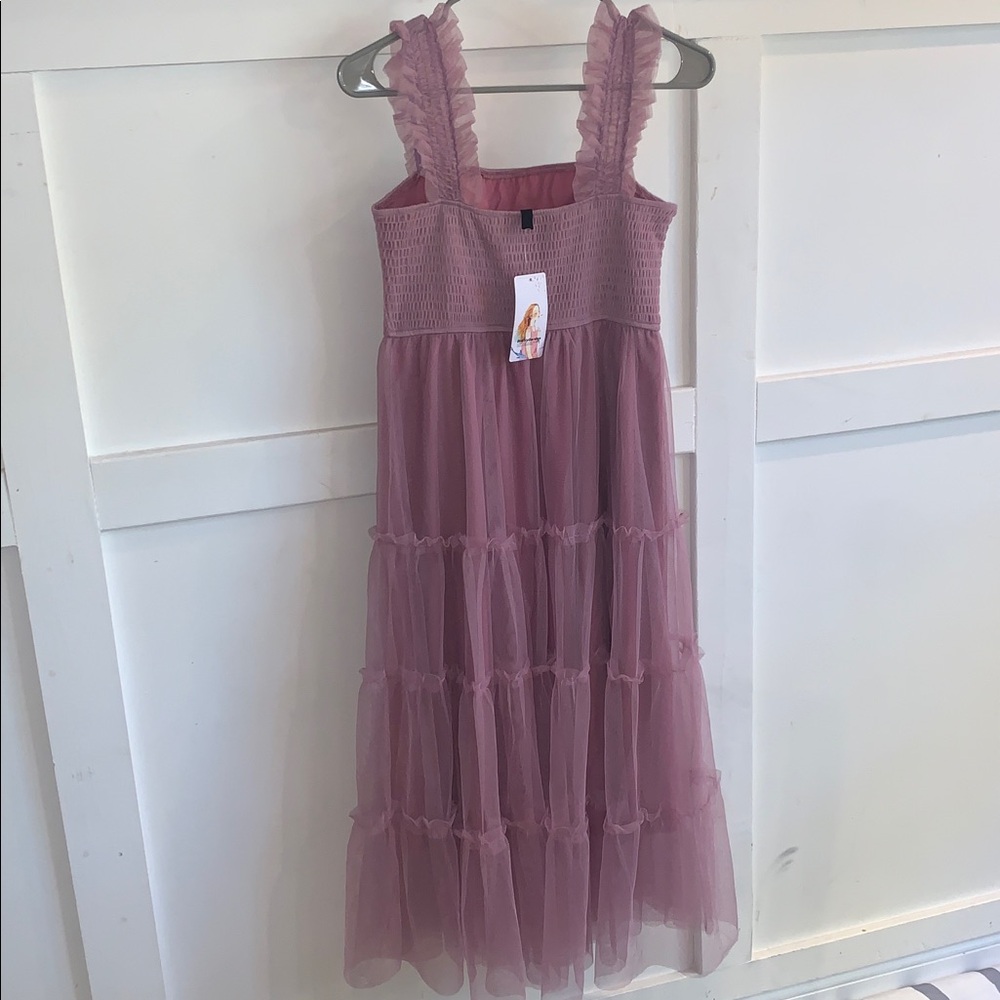 Chic Mauve Ruffled Midi Dress